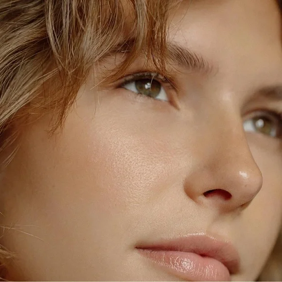 New Feel 4D Hyaluronic Acid Under Eye Cream - Picture 4 of 7